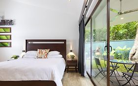 Pumilio Mountain & Ocean Hotel